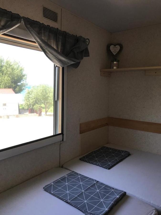 Mobile Home Tomic Tisno Eksteriør billede