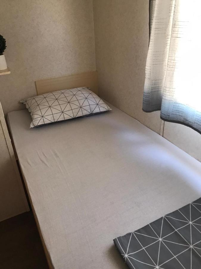 Mobile Home Tomic Tisno Eksteriør billede
