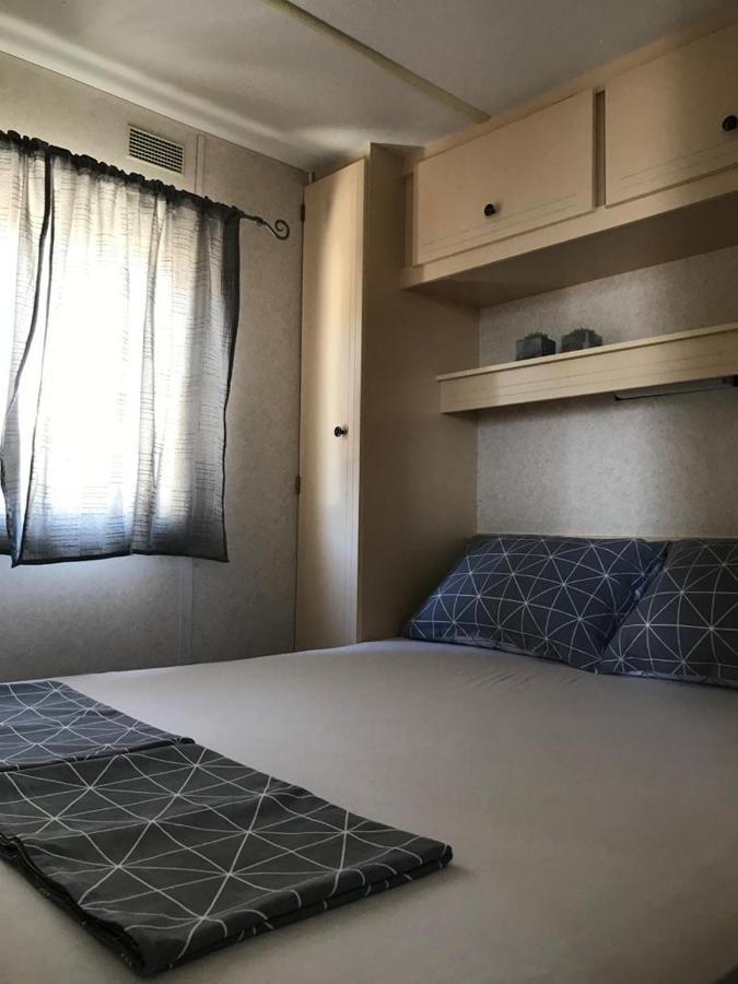Mobile Home Tomic Tisno Eksteriør billede